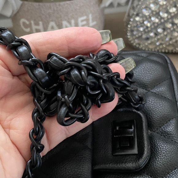 ✨🖤Black Quilted Chain Shoulder/Crossbody Bag🖤✨NEW SUPER SOFT - Picture 5 of 8